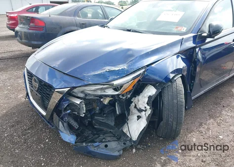 2022 Nissan Altima Sr из США, поврежденный, VIN 1N4BL4CV2NN314103